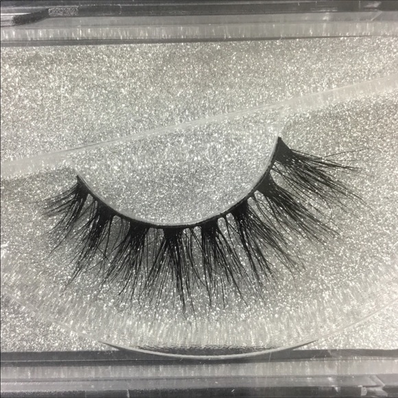 🖤4 Pairs False Mink Eyelashes🖤 - Picture 5 of 8